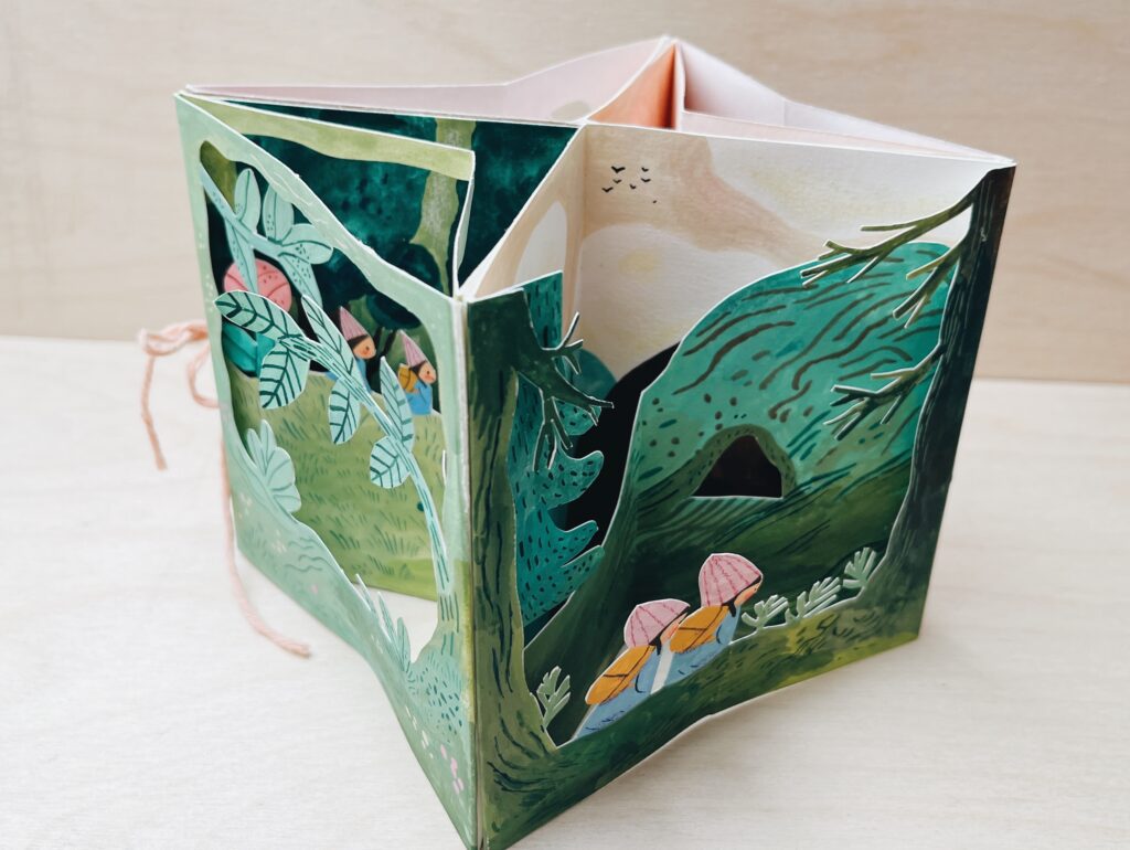 Interactive carousel book design for children's storytelling by Judit Orosz.